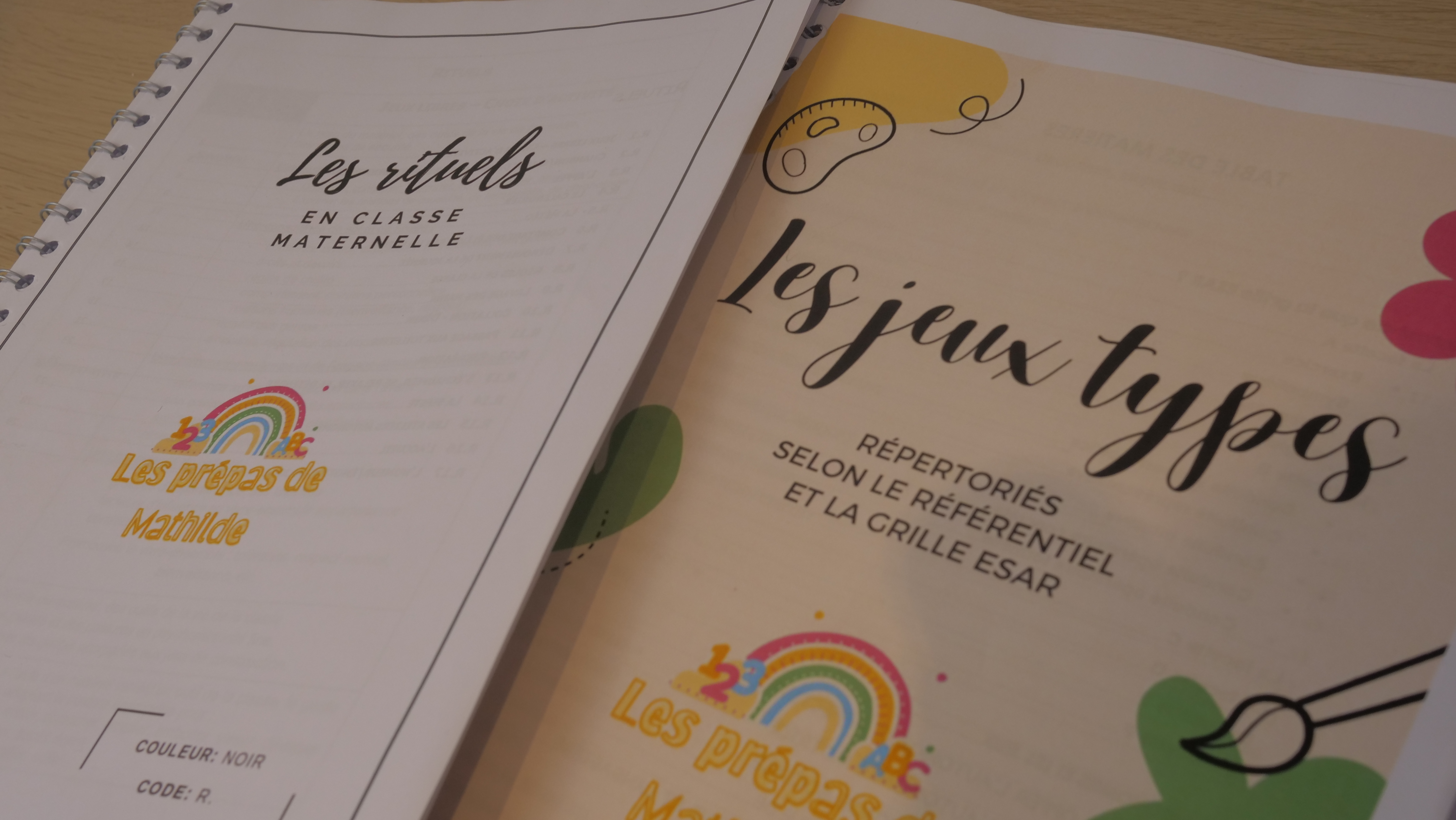 Gros plan sur les titres des deux couvertures